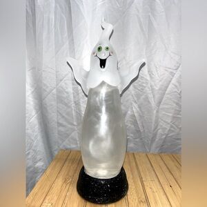 Cracker Barrel LED Ghost